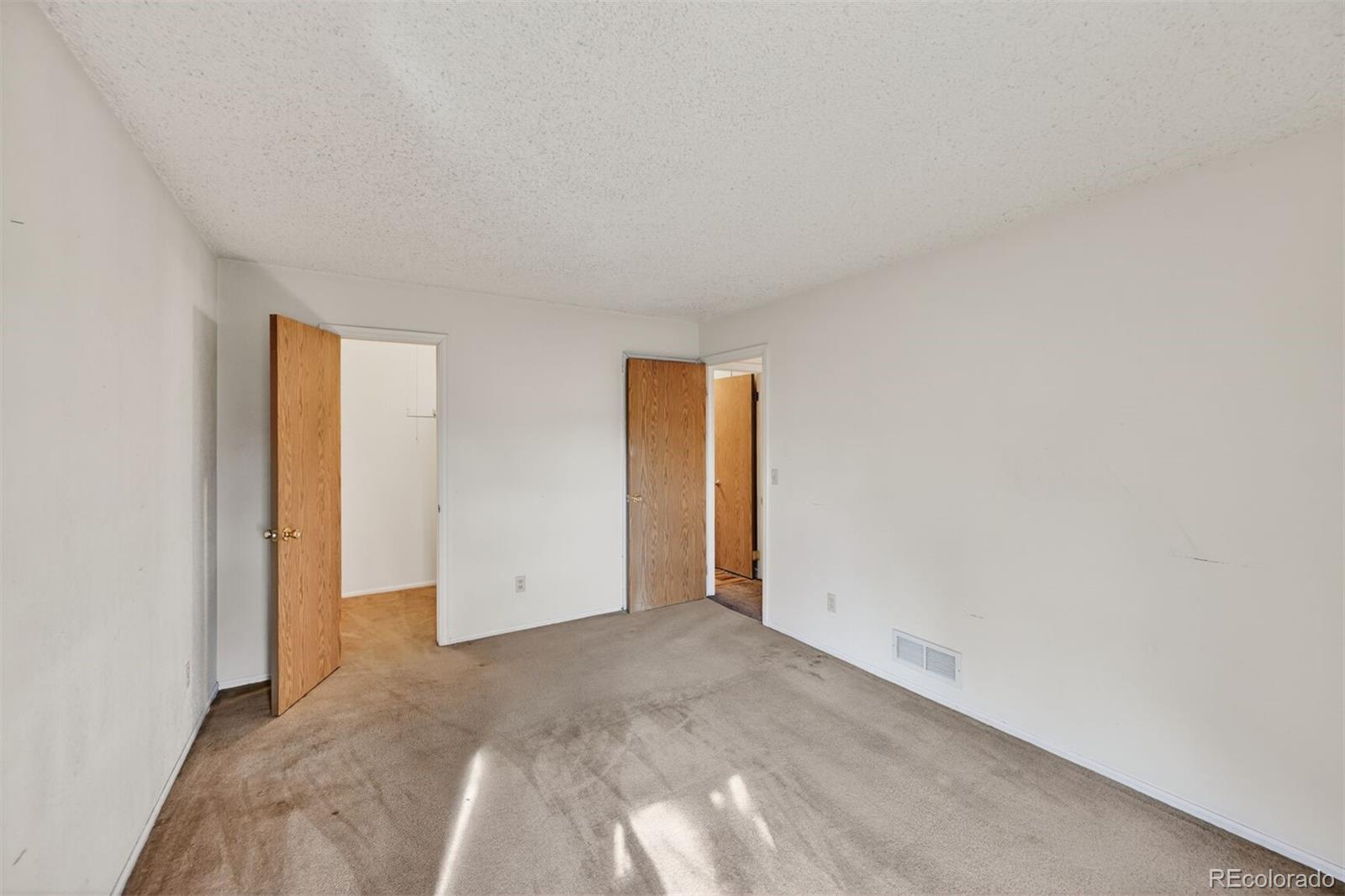 MLS Image #12 for 18820 e carmel circle,aurora, Colorado