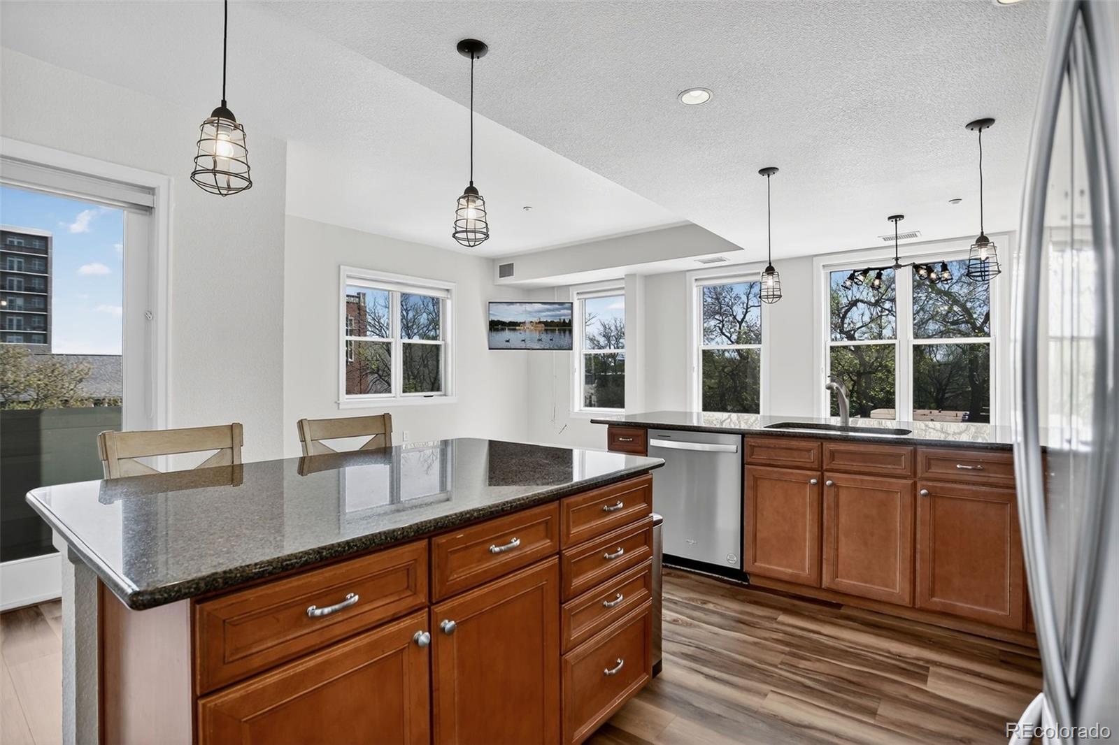 MLS Image #16 for 2200 s university boulevard 313,denver, Colorado
