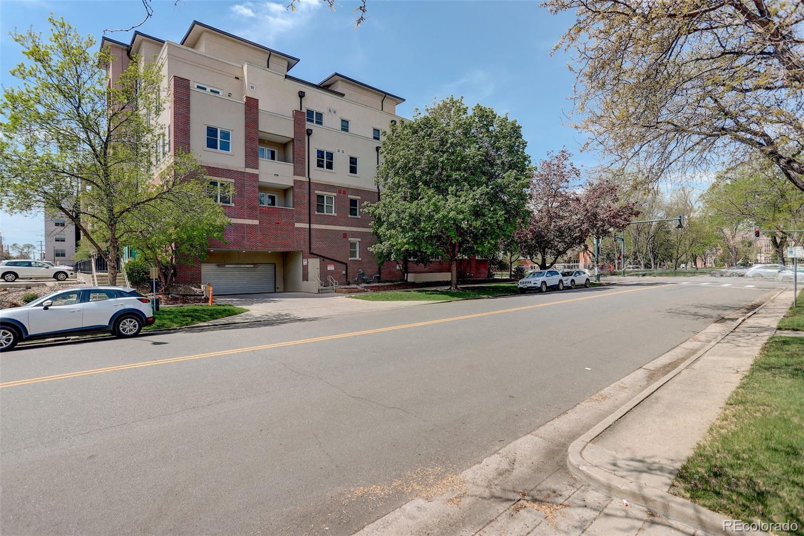MLS Image #2 for 2200 s university boulevard 313,denver, Colorado