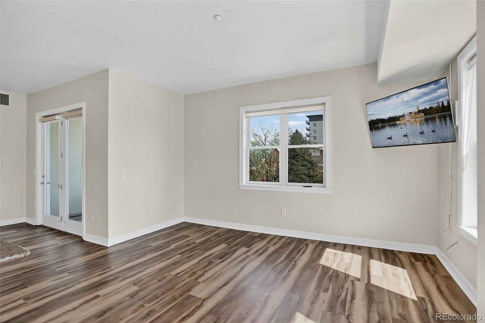 MLS Image #9 for 2200 s university boulevard 313,denver, Colorado