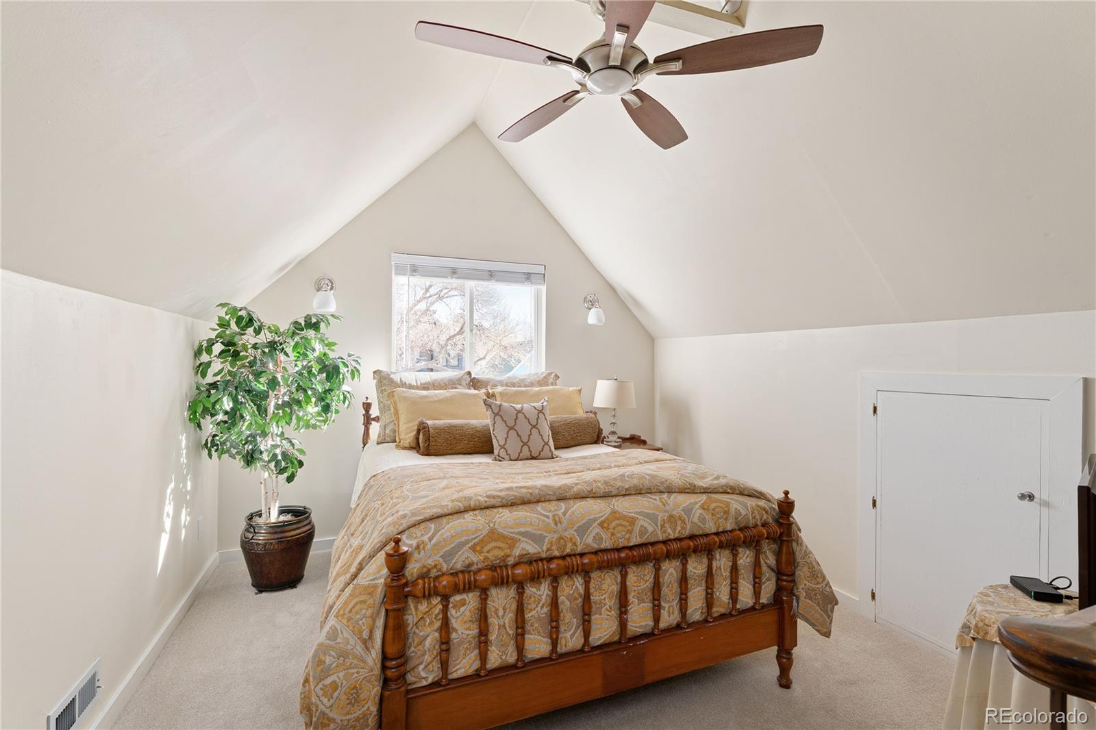 MLS Image #28 for 1415 s clarkson street,denver, Colorado
