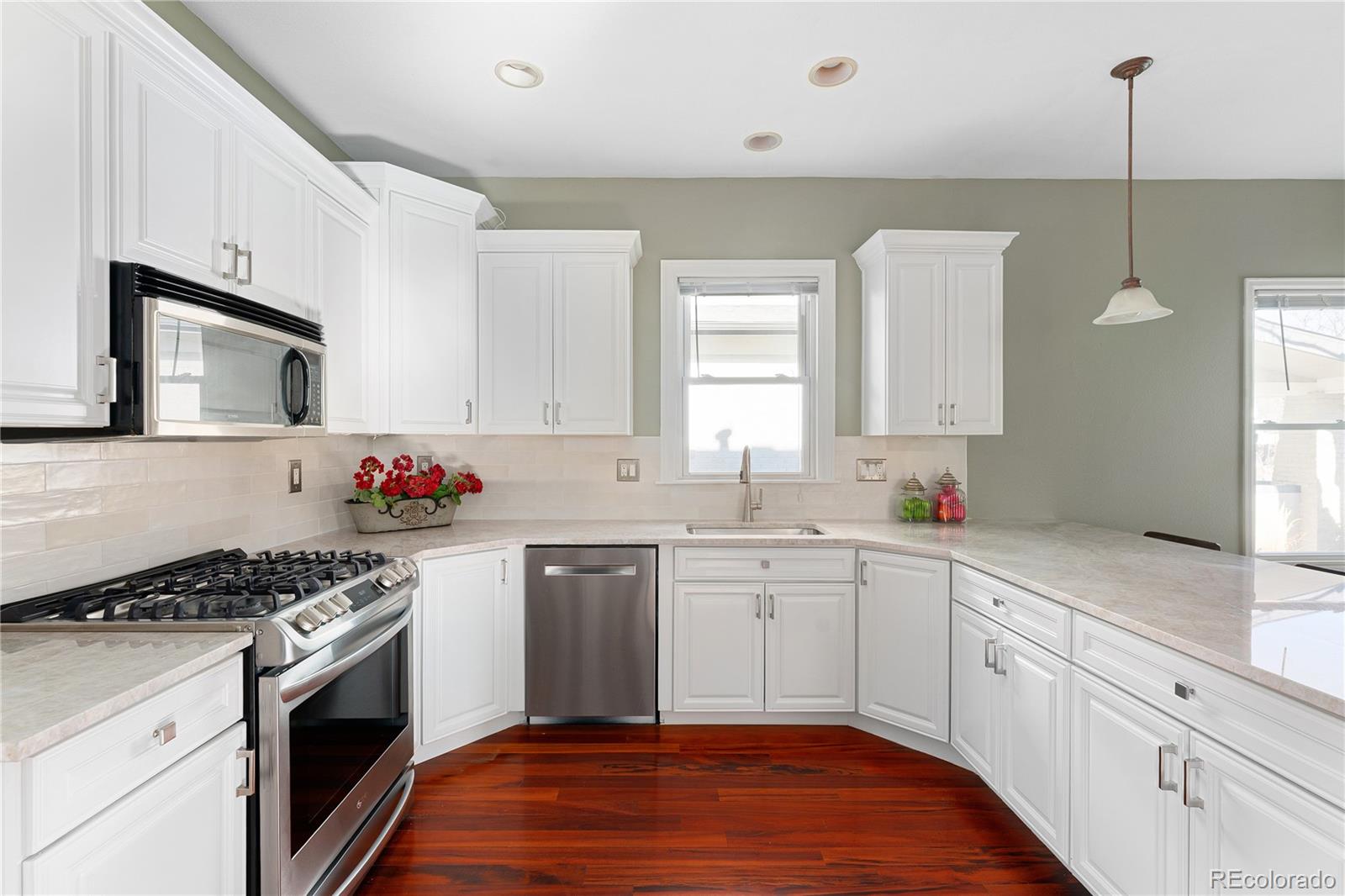 MLS Image #4 for 1415 s clarkson street,denver, Colorado