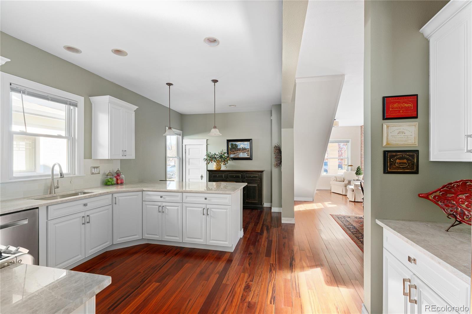 MLS Image #5 for 1415 s clarkson street,denver, Colorado