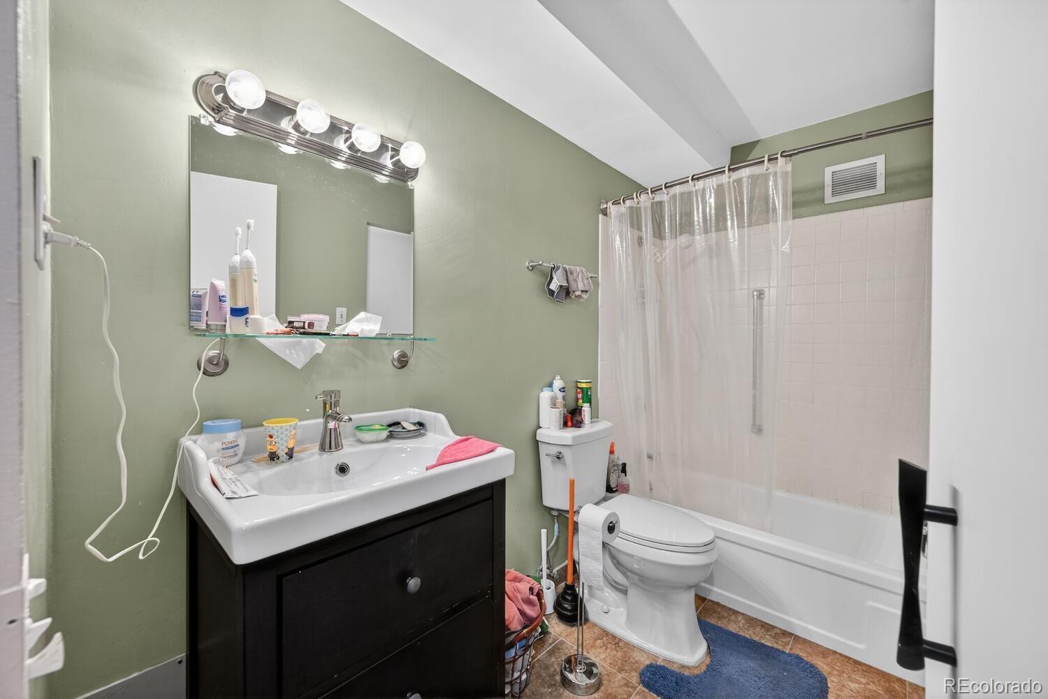 MLS Image #8 for 745 s alton way 8b,denver, Colorado