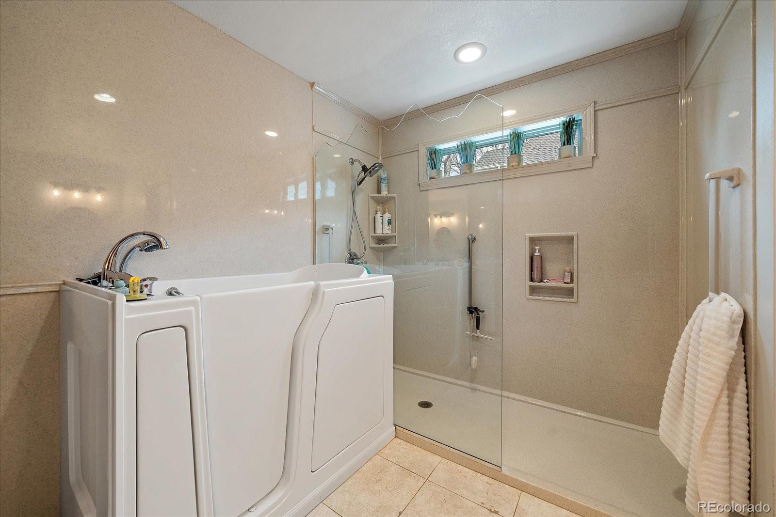 MLS Image #15 for 7943 s olive court,centennial, Colorado