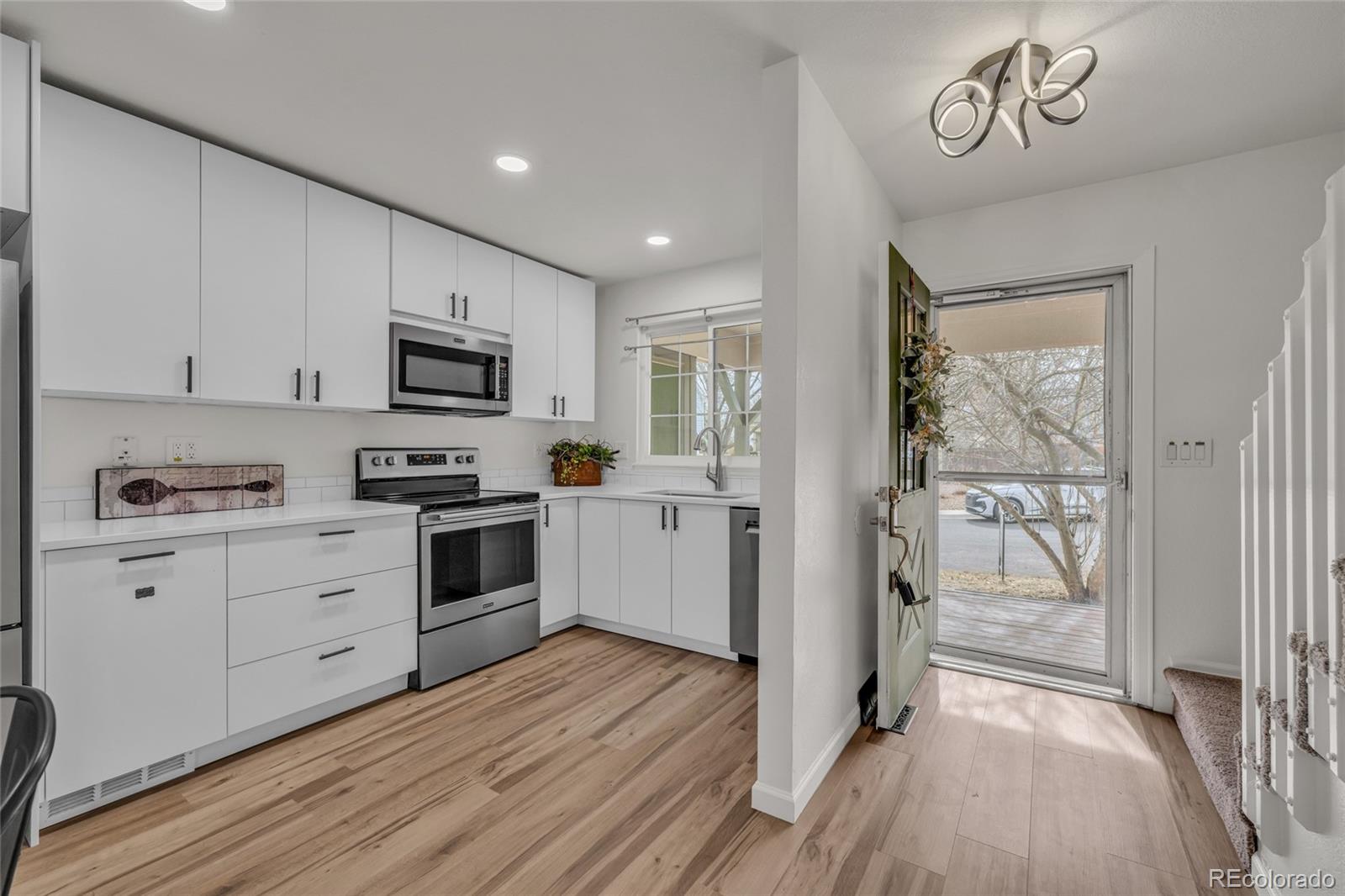MLS Image #14 for 254  greenway circle,broomfield, Colorado