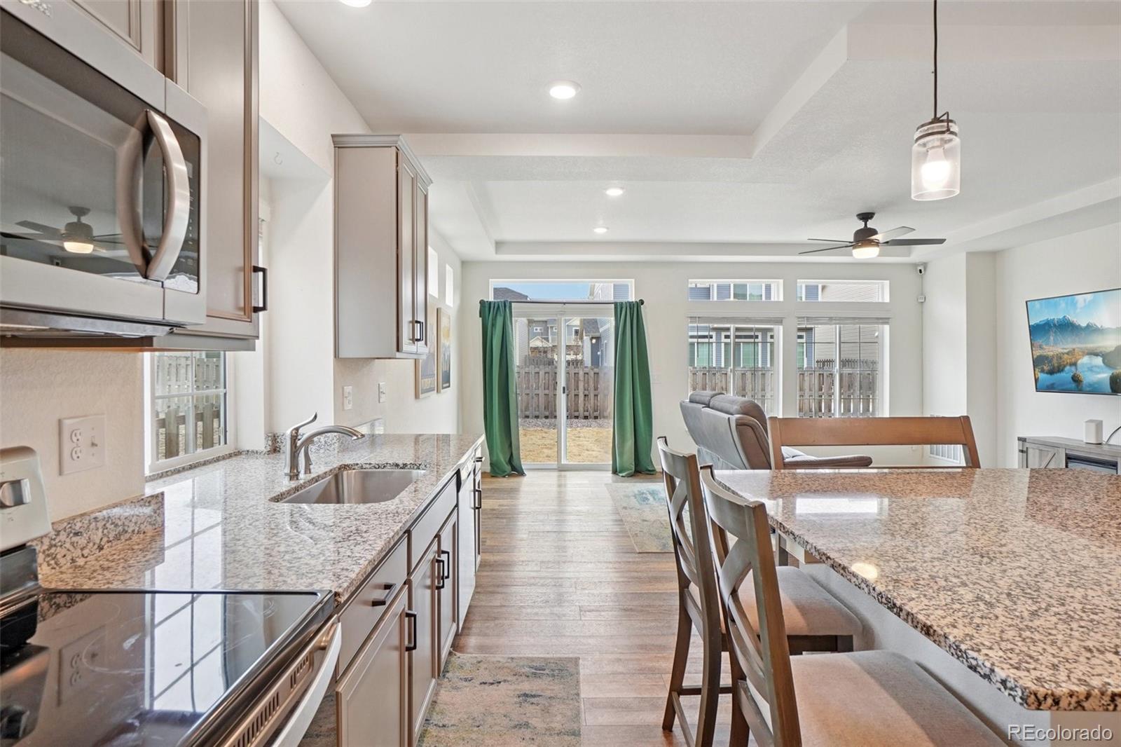 MLS Image #7 for 26368 e 3rd avenue,aurora, Colorado