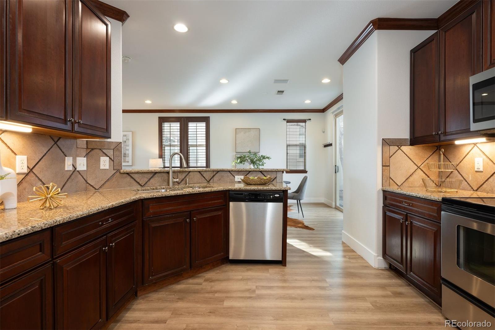 MLS Image #18 for 6381 s potomac street,englewood, Colorado
