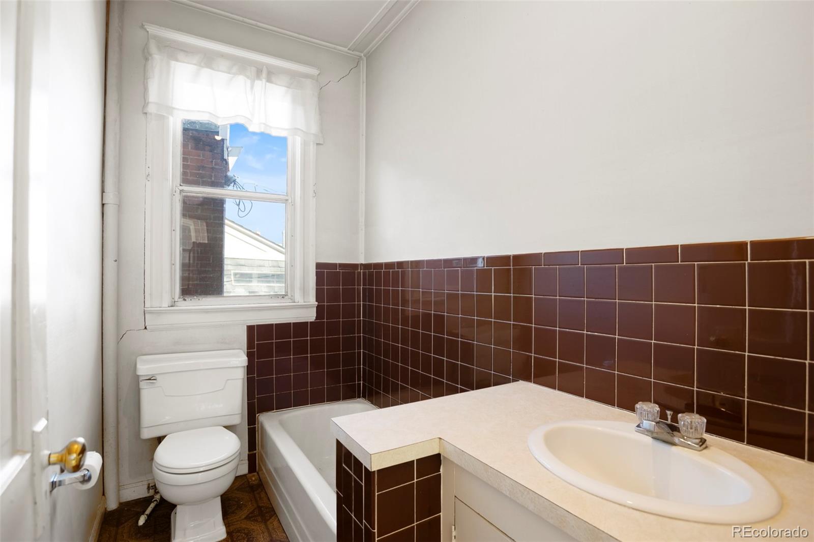 MLS Image #10 for 1060  cook street,denver, Colorado