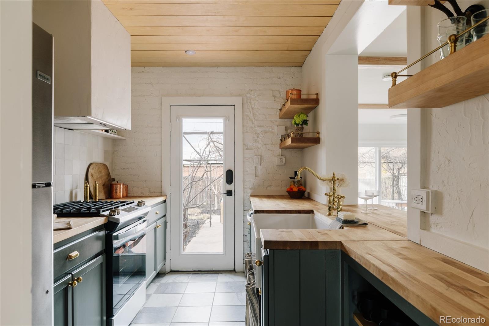 MLS Image #14 for 3917  haddon road,denver, Colorado