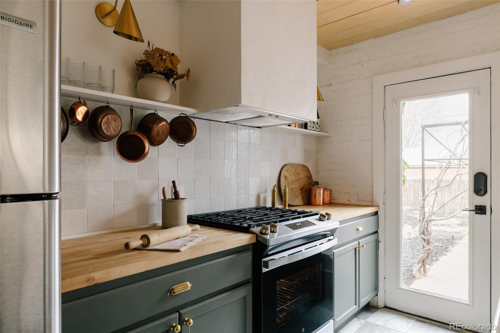 MLS Image #15 for 3917  haddon road,denver, Colorado