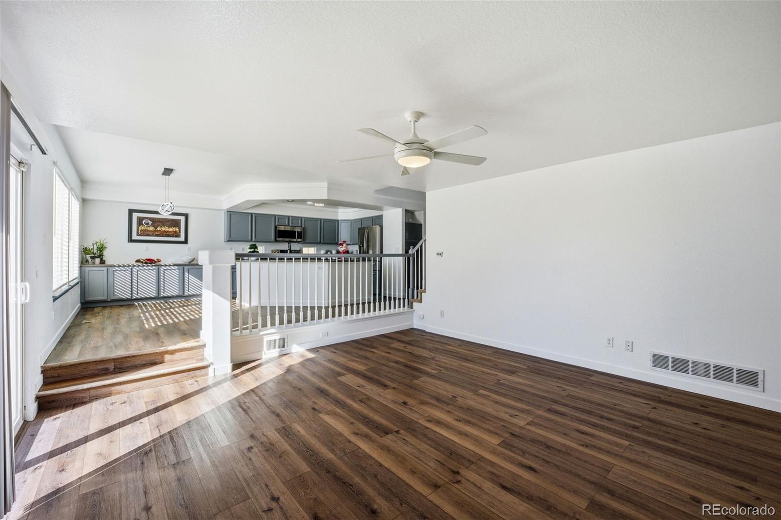 MLS Image #13 for 20372 e 40th place,denver, Colorado