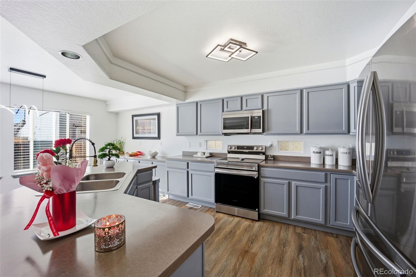 MLS Image #15 for 20372 e 40th place,denver, Colorado