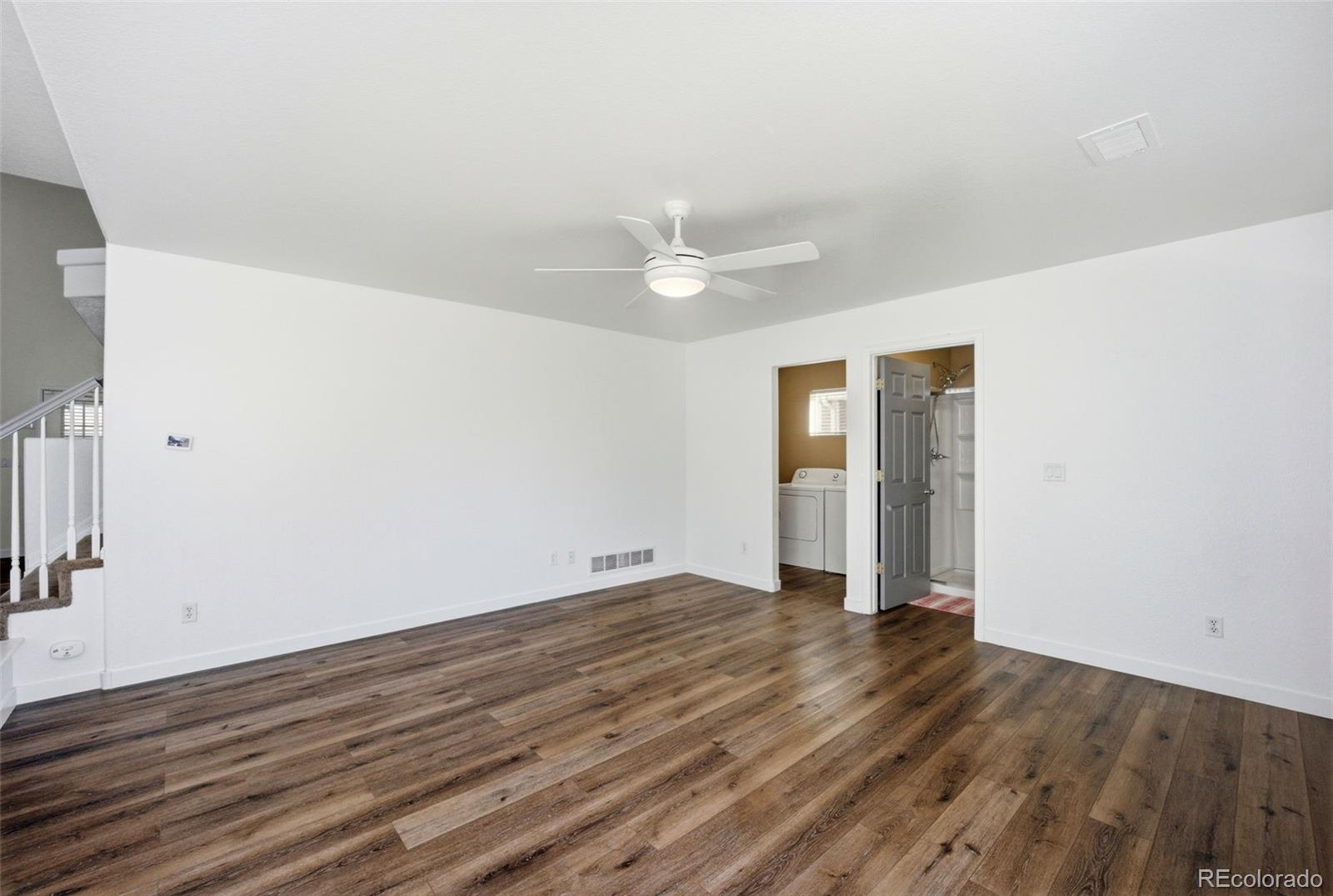 MLS Image #9 for 20372 e 40th place,denver, Colorado