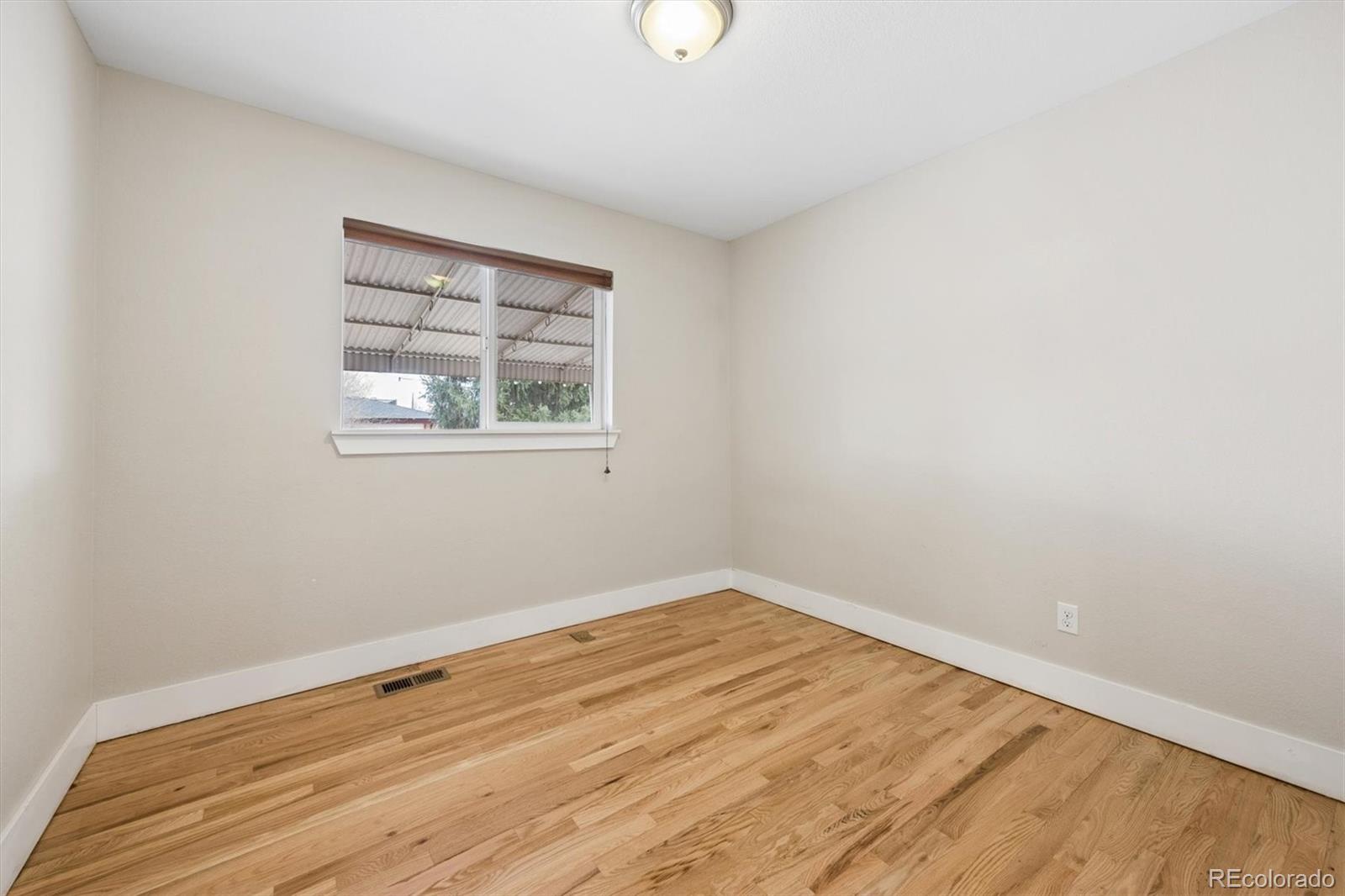 MLS Image #17 for 2634  ivanhoe street,denver, Colorado