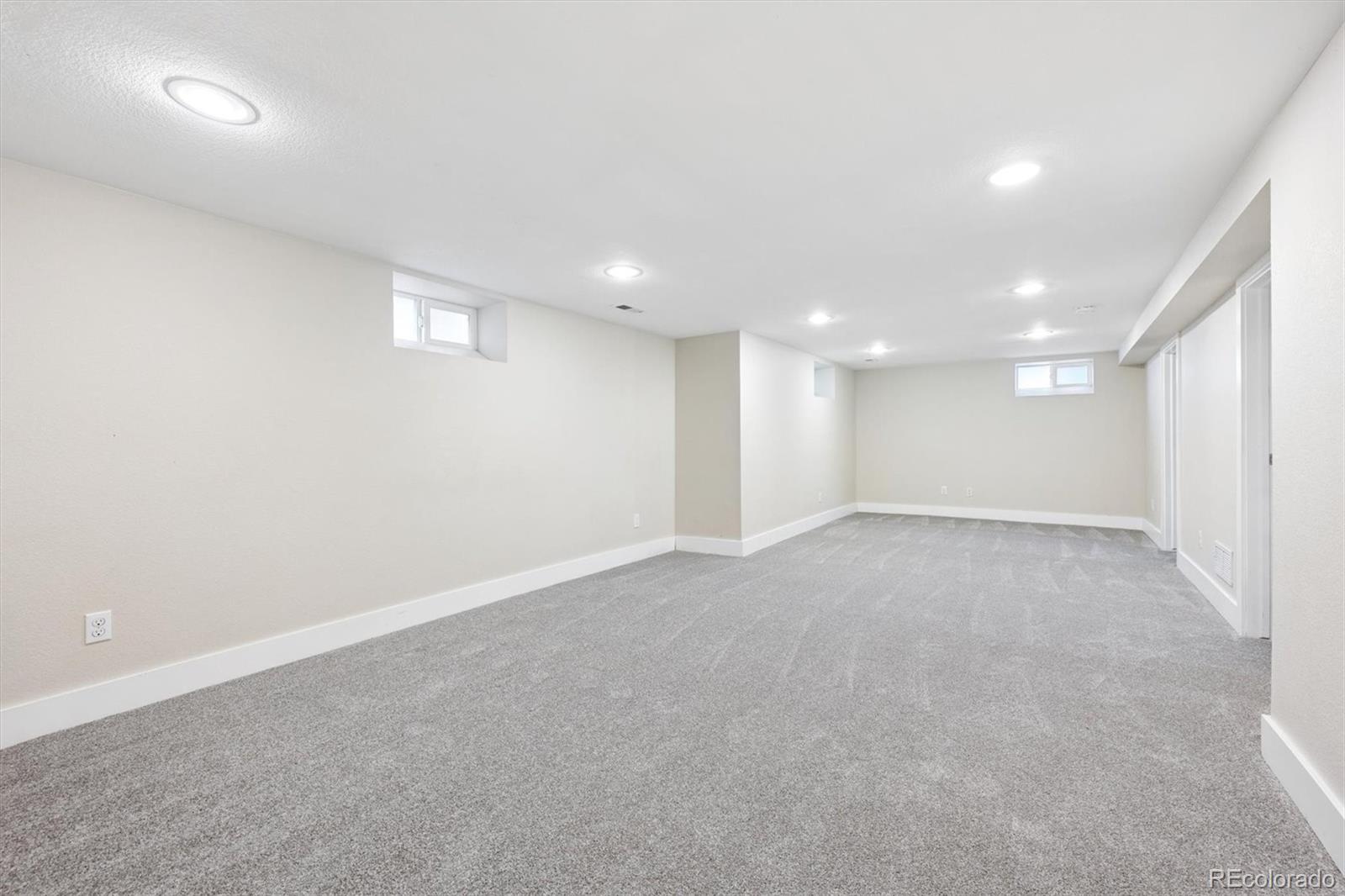 MLS Image #18 for 2634  ivanhoe street,denver, Colorado