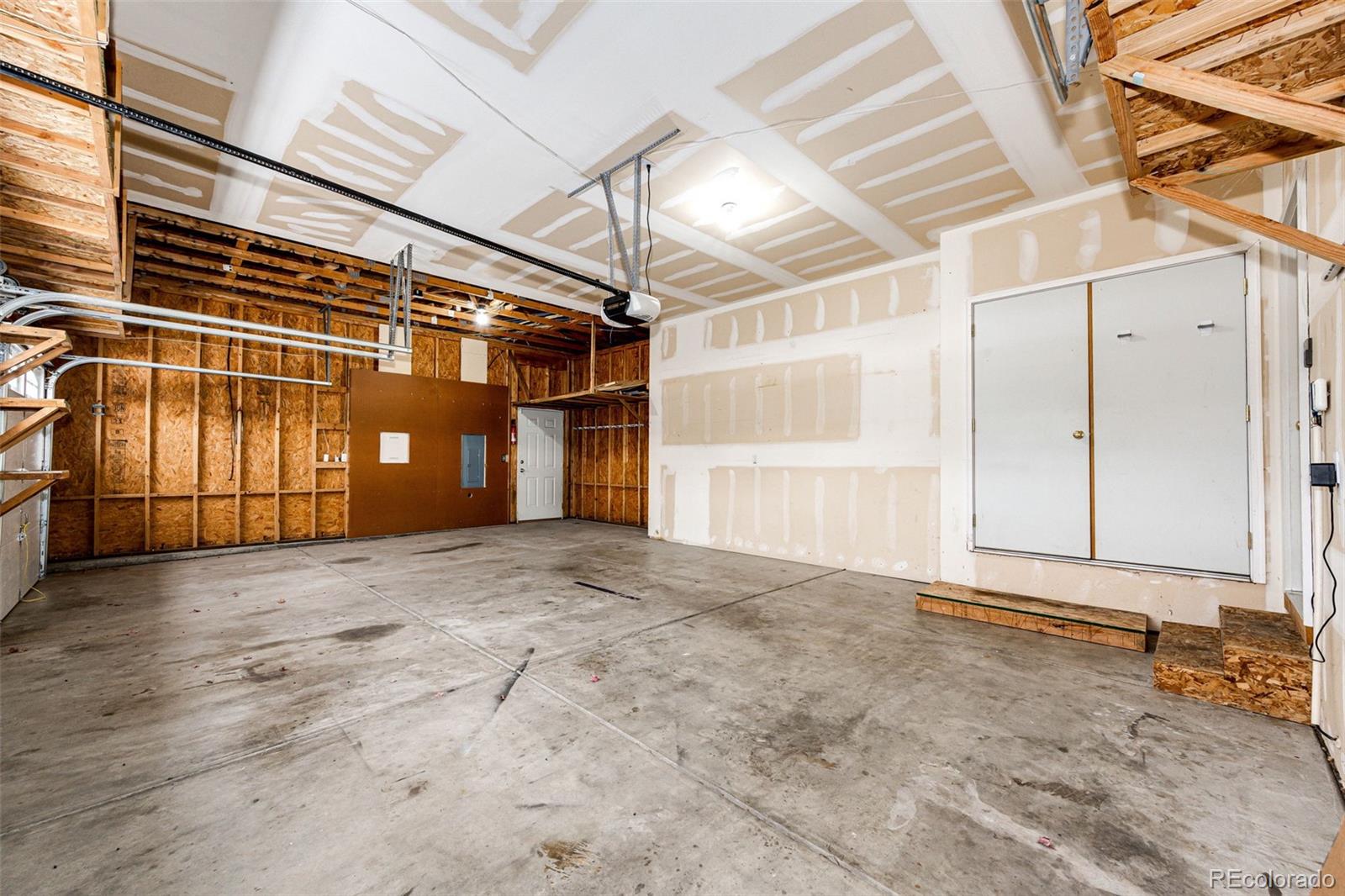 MLS Image #27 for 1884  asoka street,strasburg, Colorado