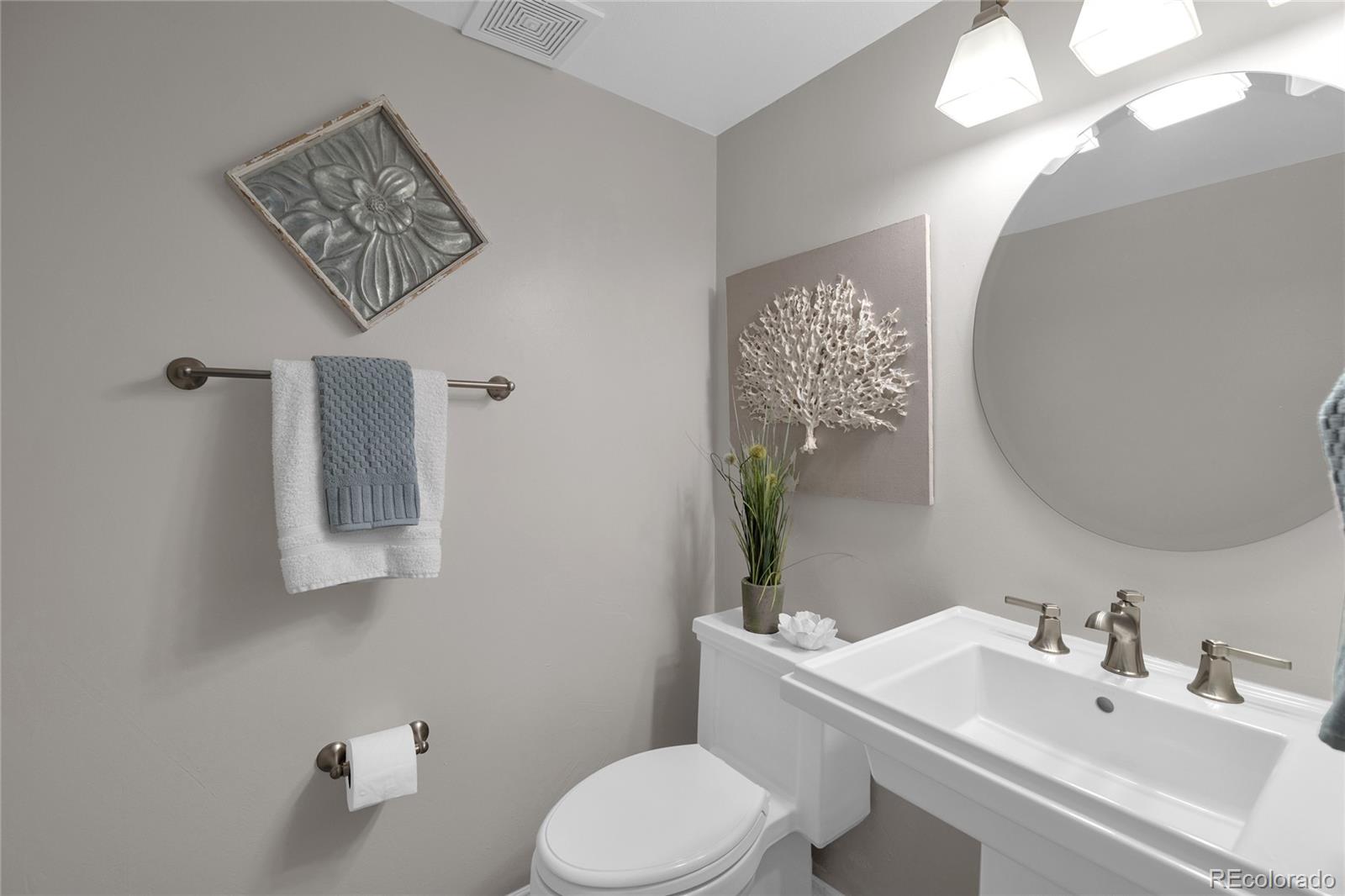 MLS Image #13 for 8995  field street 11,broomfield, Colorado