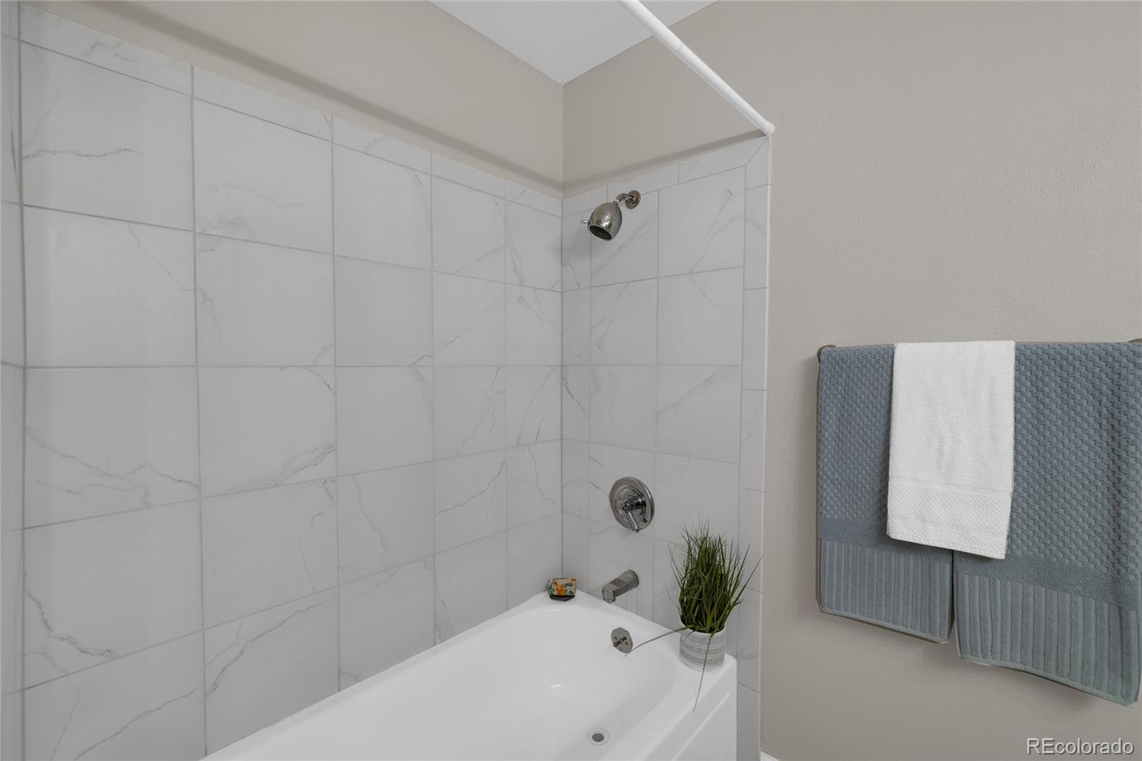 MLS Image #20 for 8995  field street 11,broomfield, Colorado