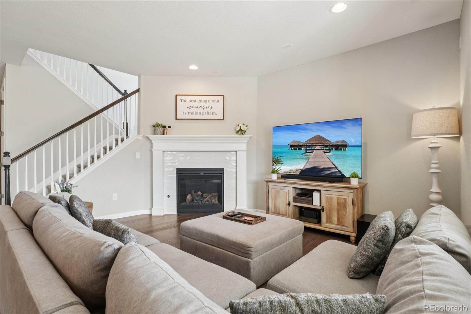 MLS Image #10 for 7136 s vandriver way,aurora, Colorado