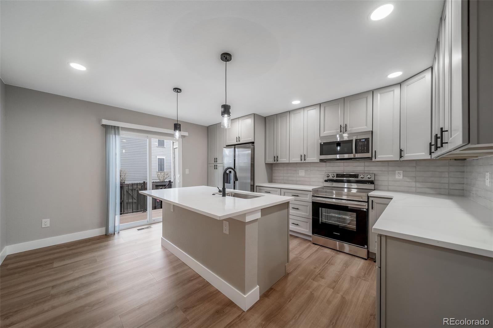 MLS Image #10 for 10807  bayfield way,parker, Colorado