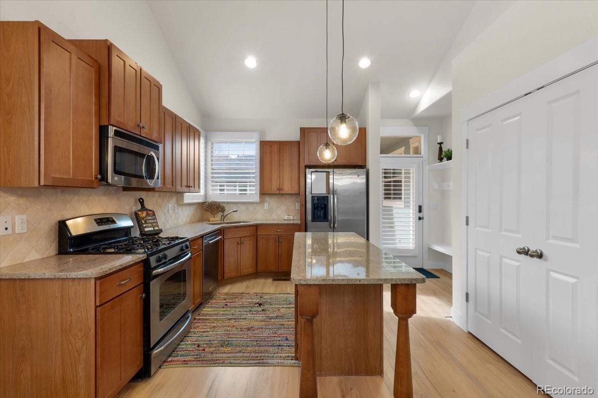 MLS Image #13 for 3685  willow street,denver, Colorado