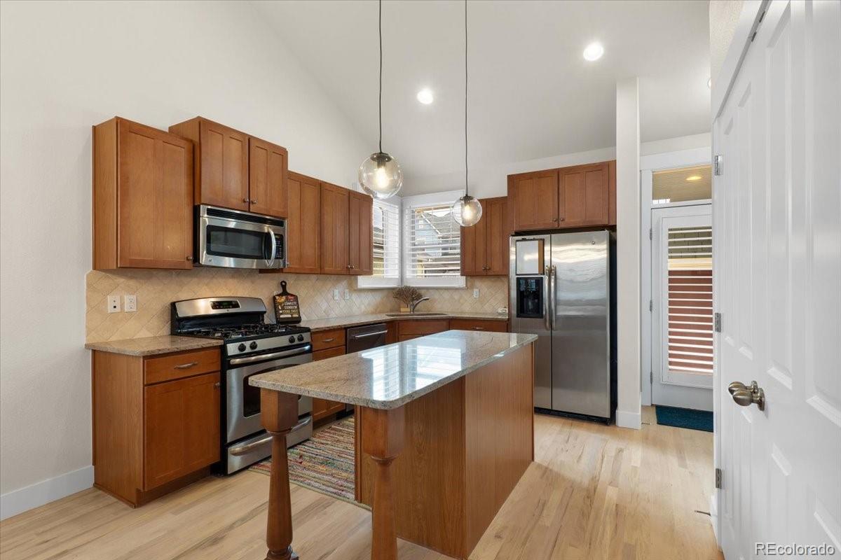 MLS Image #14 for 3685  willow street,denver, Colorado
