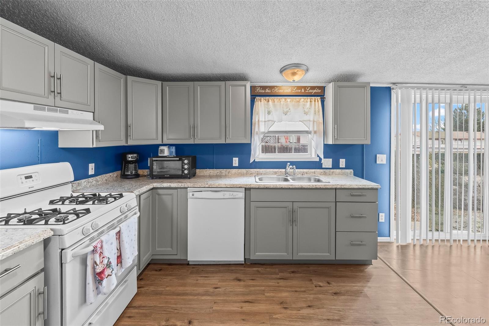 MLS Image #11 for 8373  monroe circle,denver, Colorado