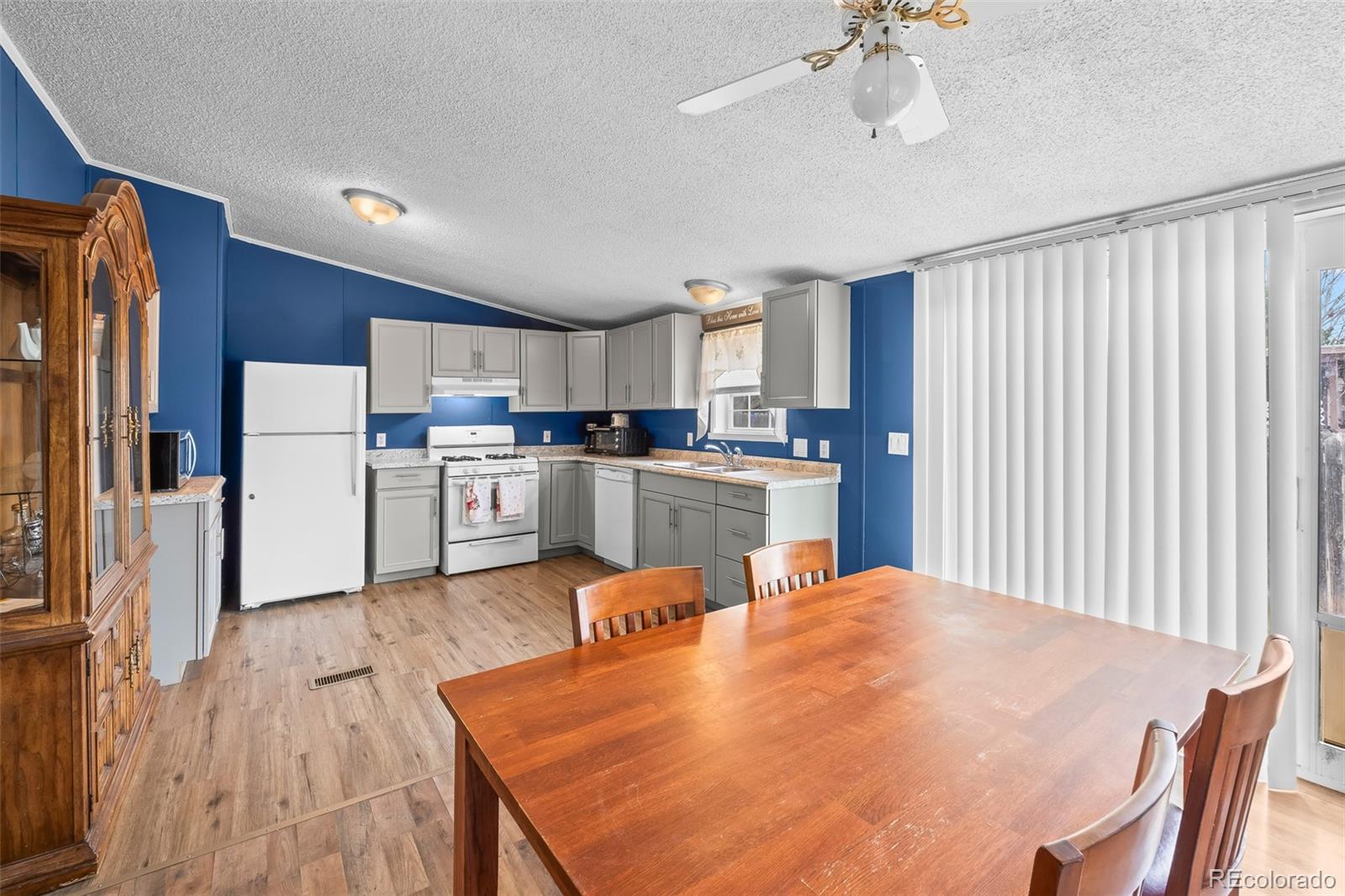 MLS Image #9 for 8373  monroe circle,denver, Colorado