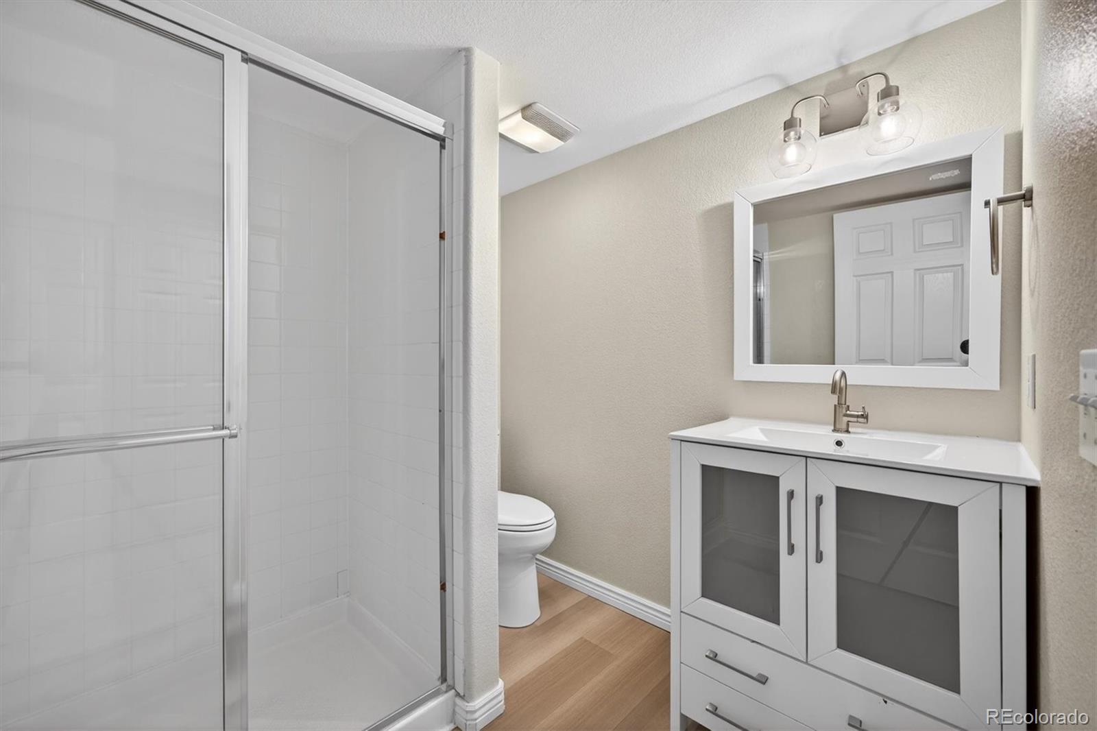 MLS Image #26 for 18 s monroe street,denver, Colorado