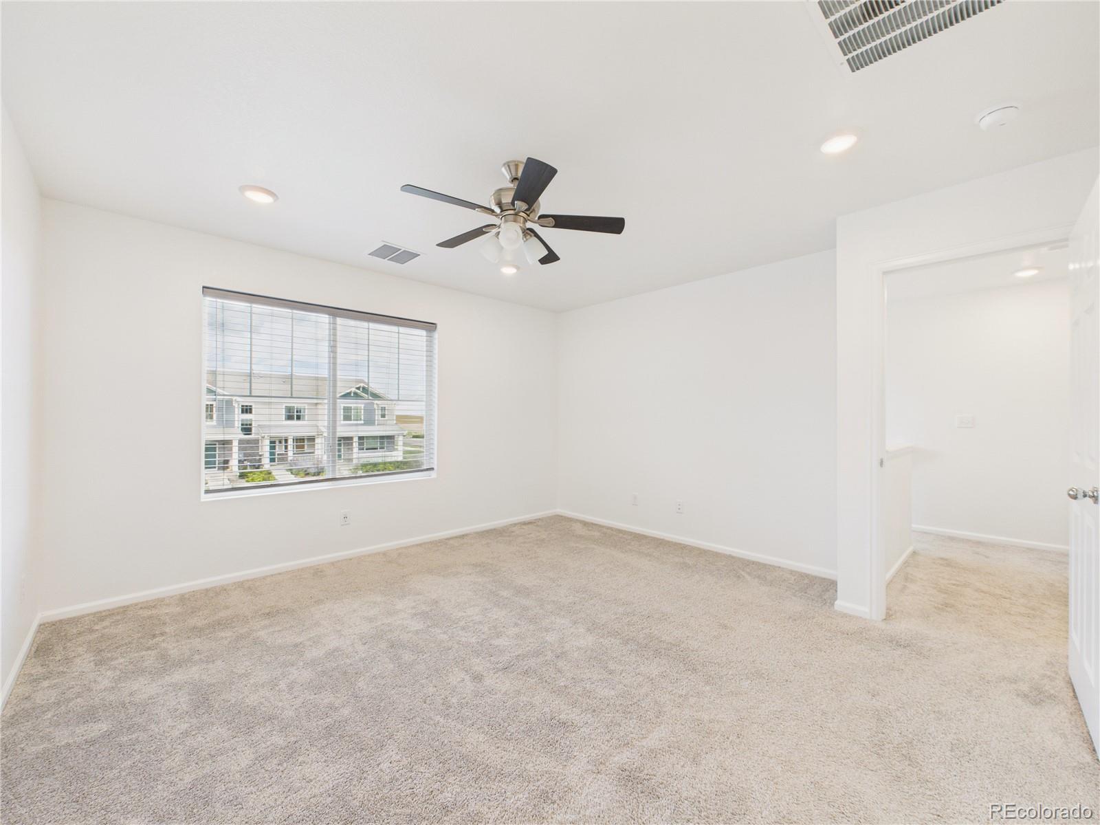 MLS Image #12 for 21646 e 59th place,aurora, Colorado