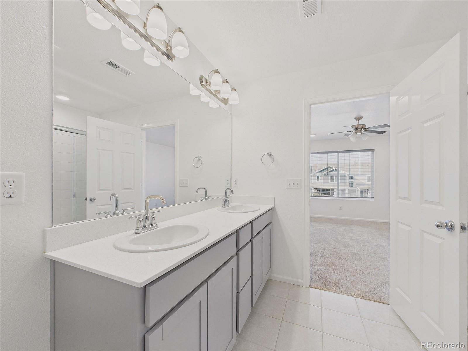 MLS Image #15 for 21646 e 59th place,aurora, Colorado