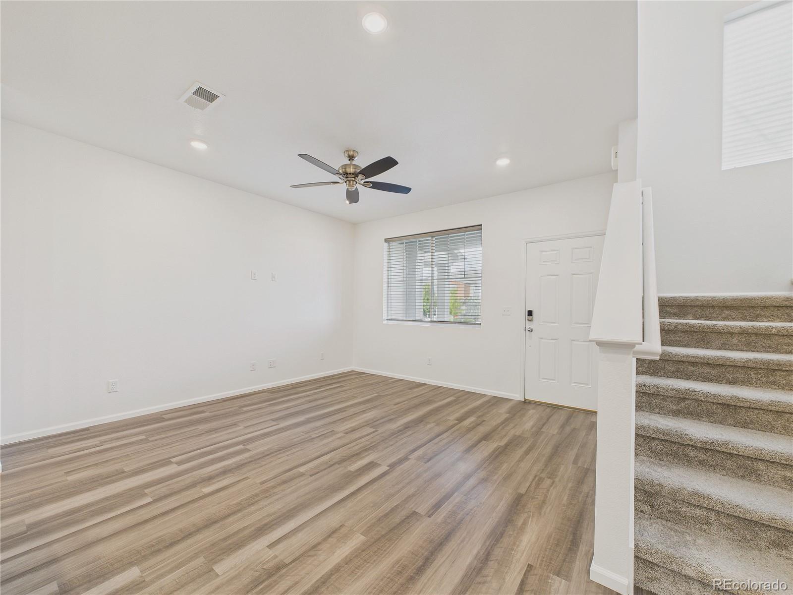 MLS Image #8 for 21646 e 59th place,aurora, Colorado