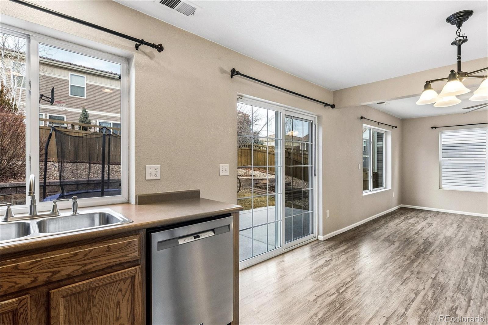 MLS Image #9 for 2526  coach house loop,castle rock, Colorado