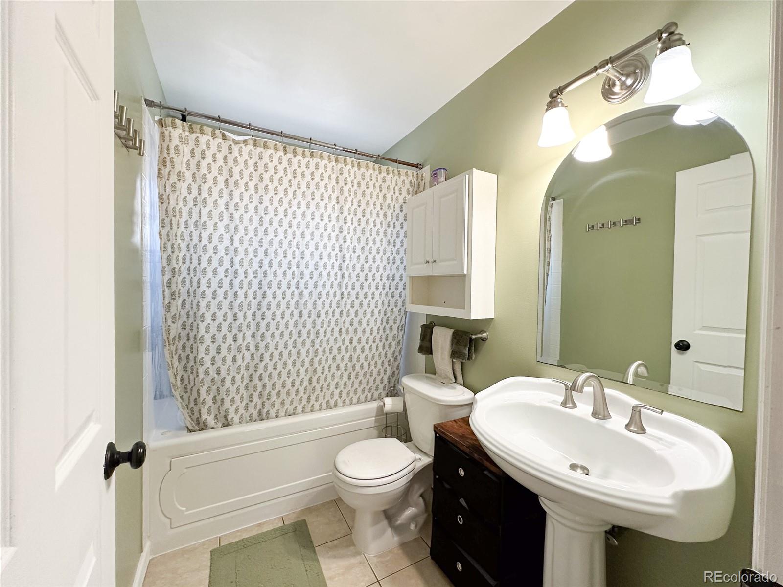 MLS Image #18 for 3793 s ceylon way,aurora, Colorado