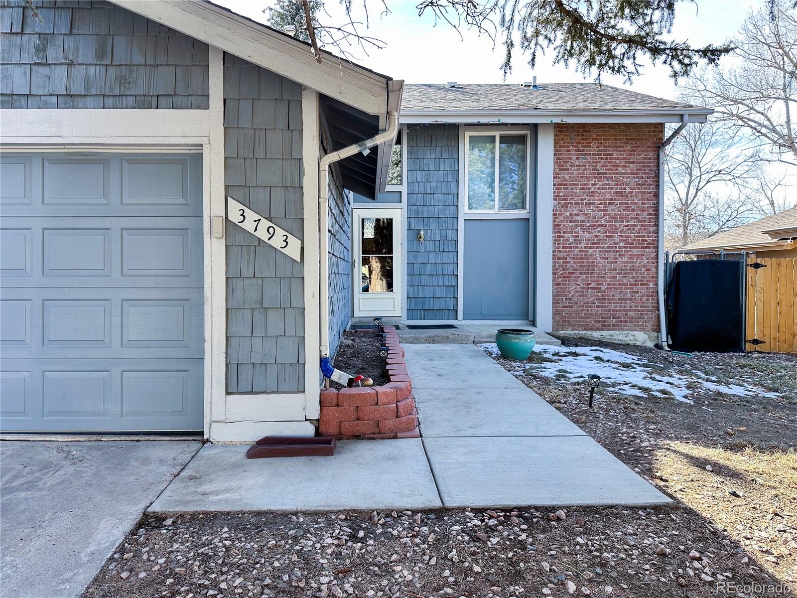 MLS Image #2 for 3793 s ceylon way,aurora, Colorado