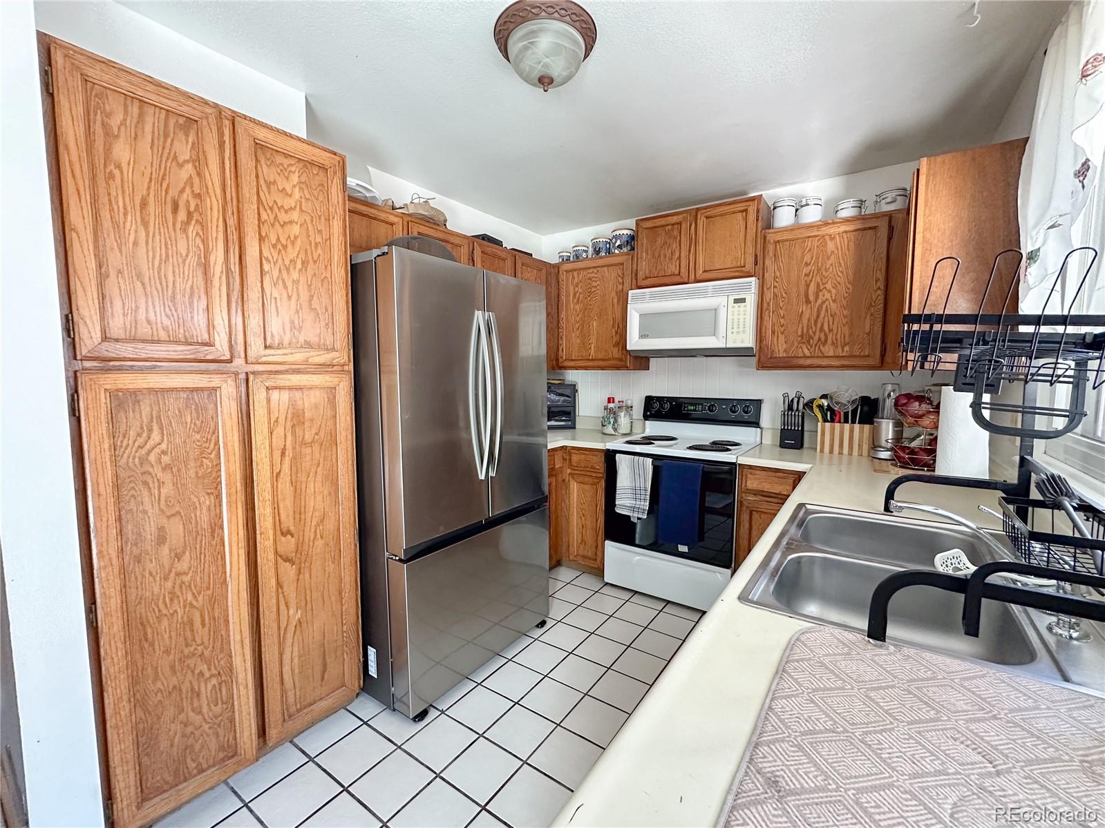 MLS Image #6 for 3793 s ceylon way,aurora, Colorado