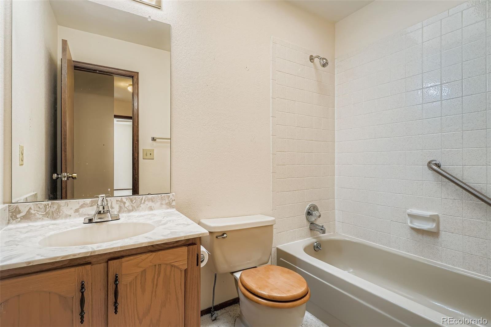 MLS Image #17 for 1008  homestake drive 2a,golden, Colorado