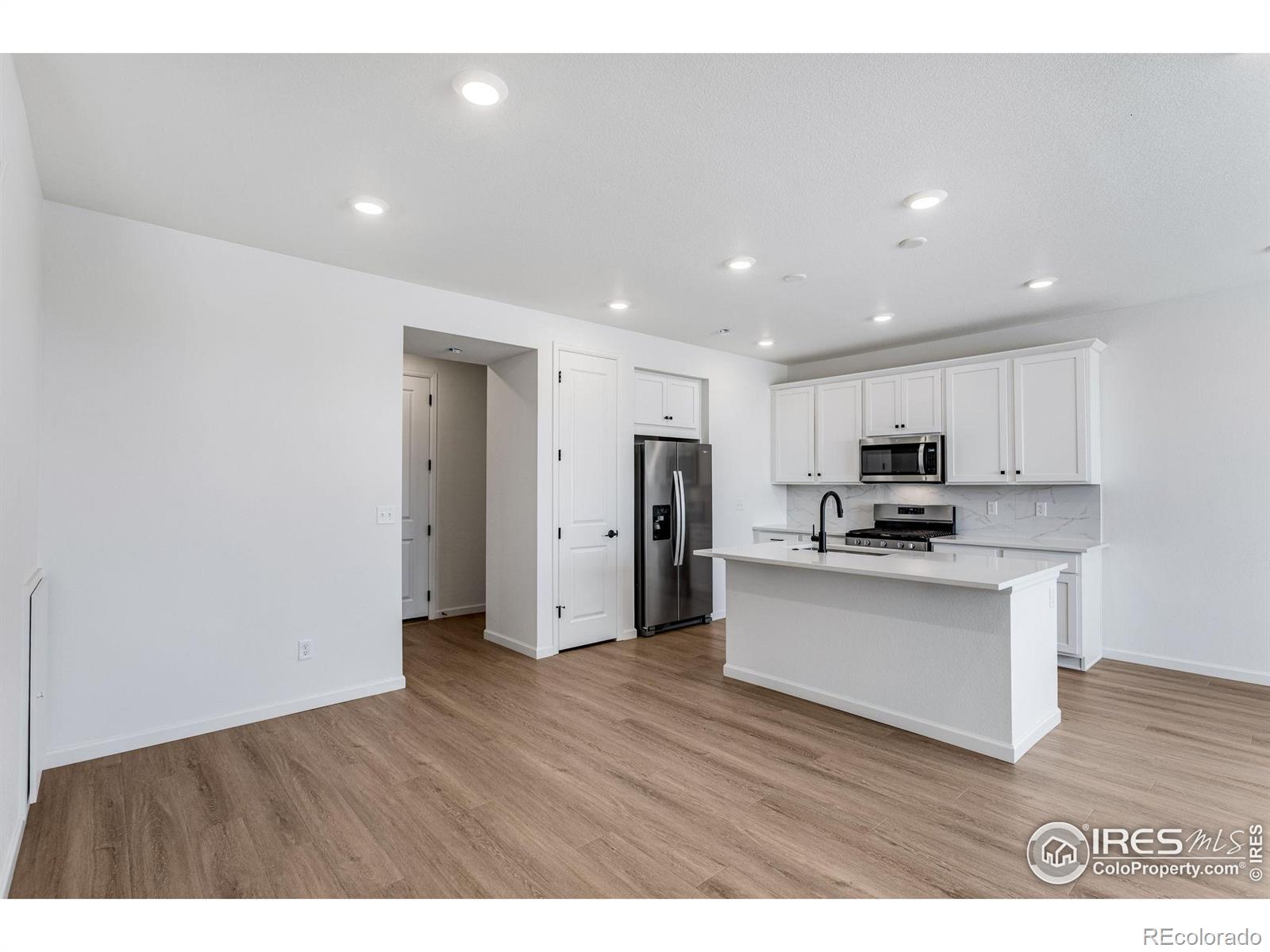 MLS Image #8 for 1772  glacier avenue,berthoud, Colorado