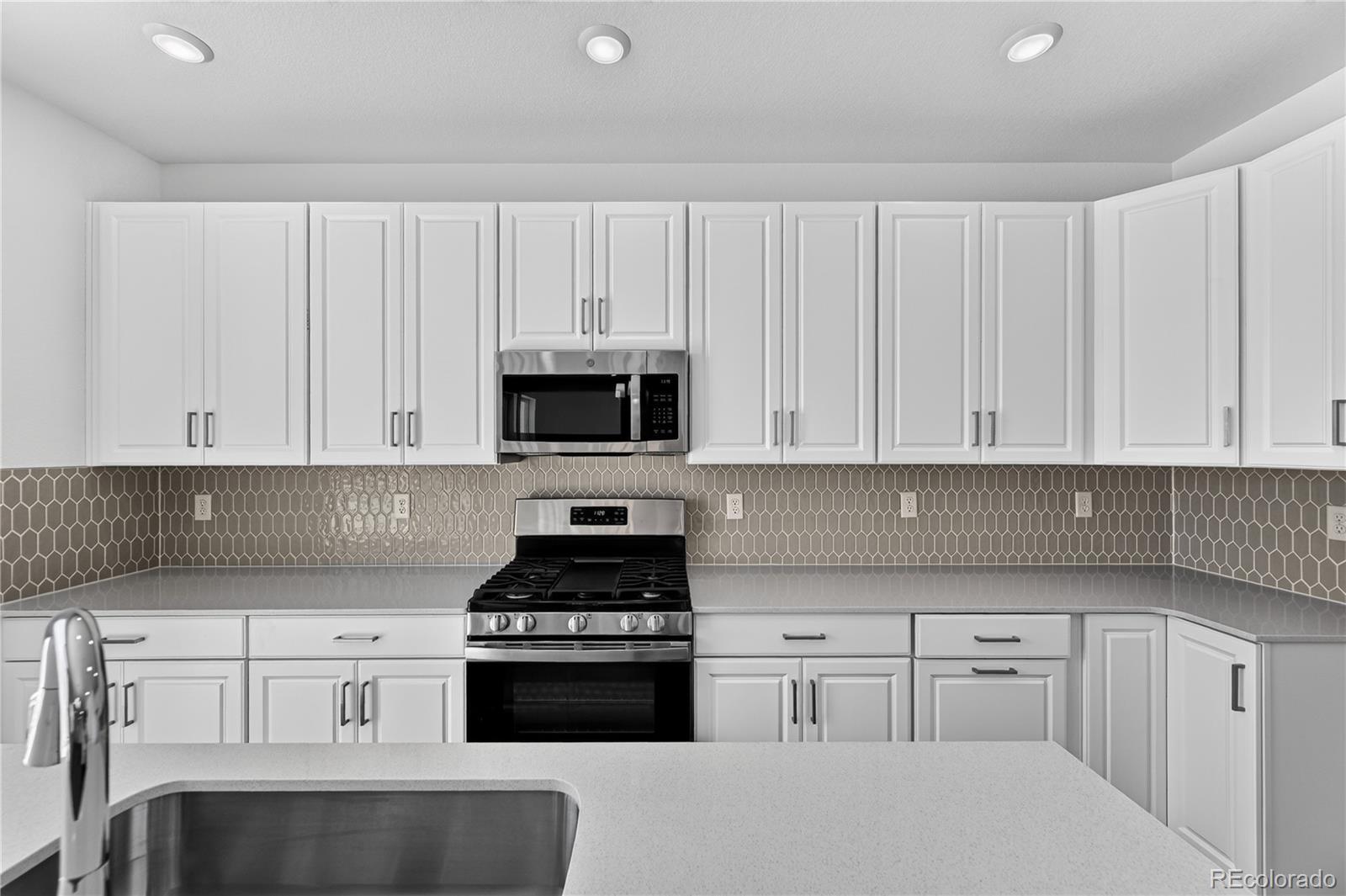 MLS Image #7 for 9175  violet way,arvada, Colorado