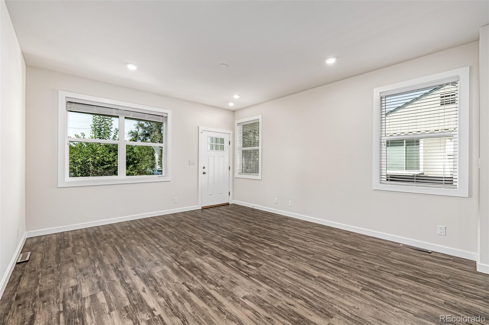 MLS Image #6 for 2858 s delaware street,englewood, Colorado