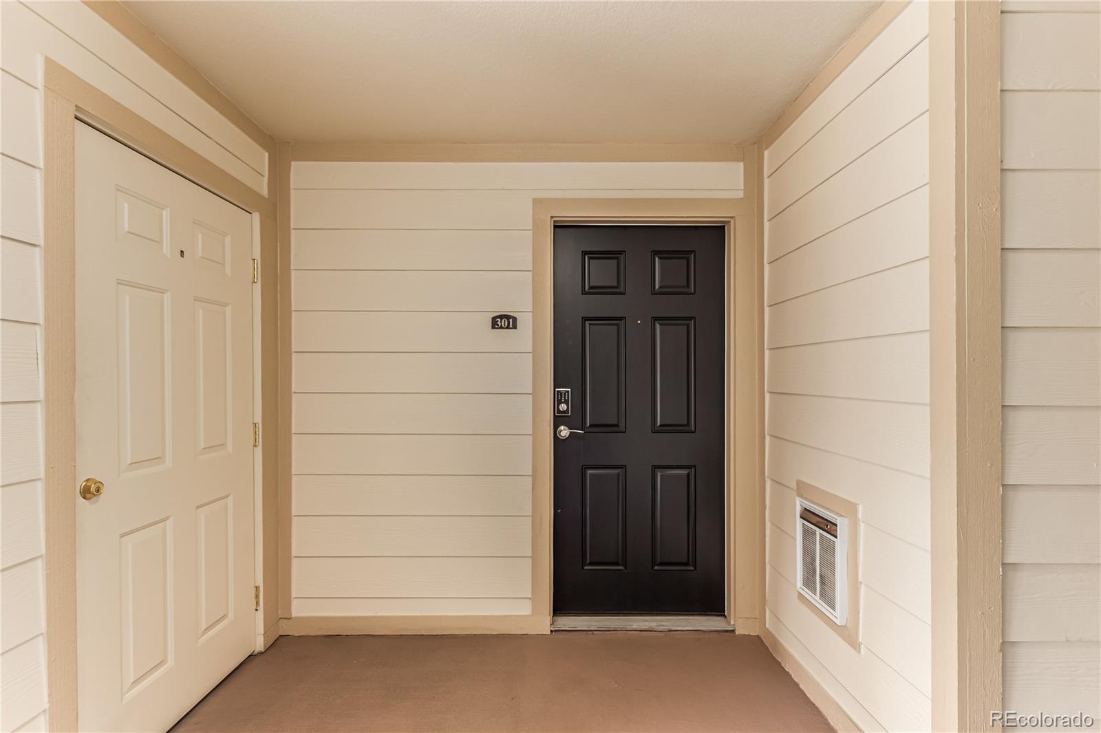 MLS Image #31 for 5726 n genoa way 301,aurora, Colorado