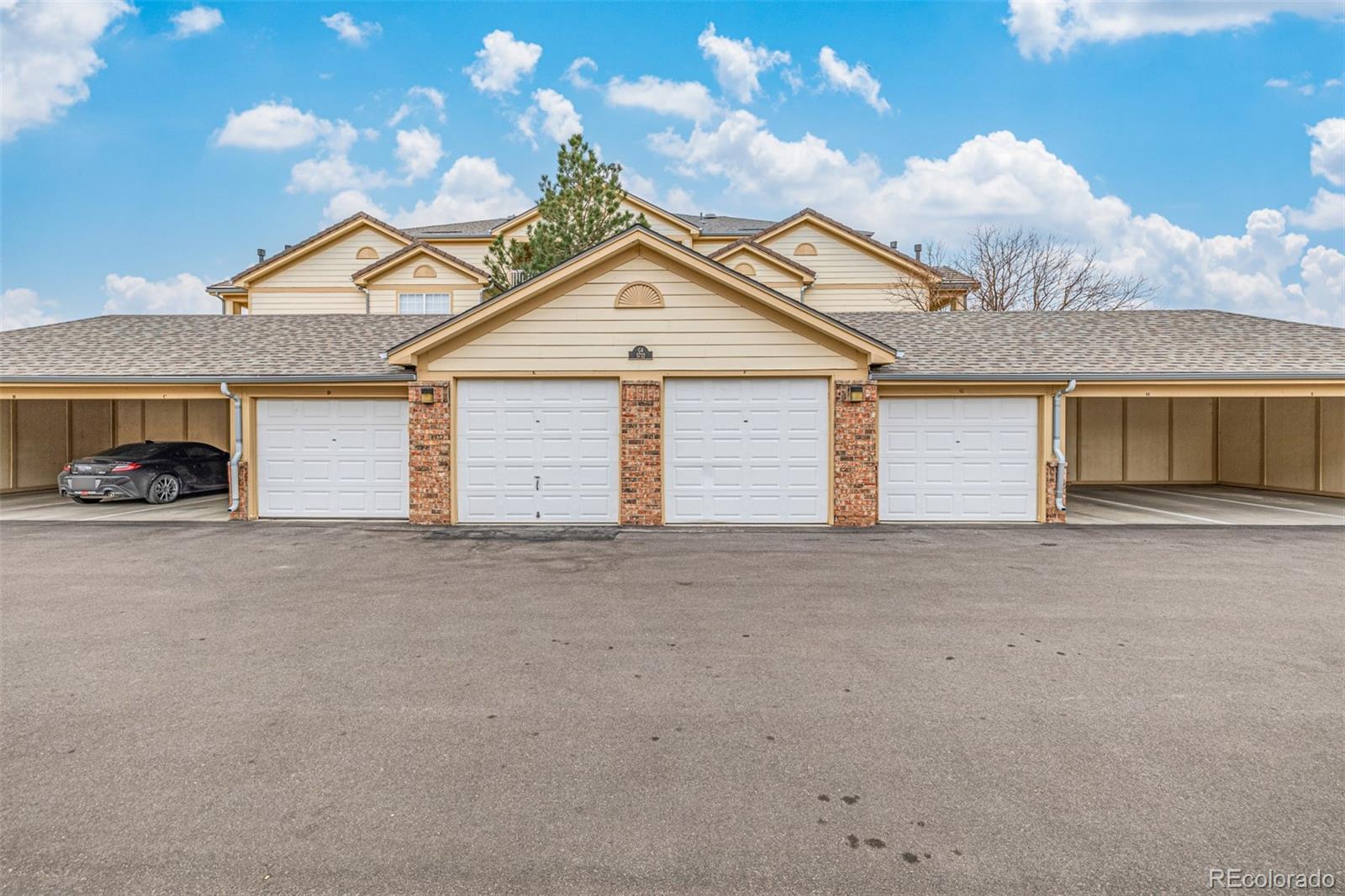MLS Image #35 for 5726 n genoa way 301,aurora, Colorado