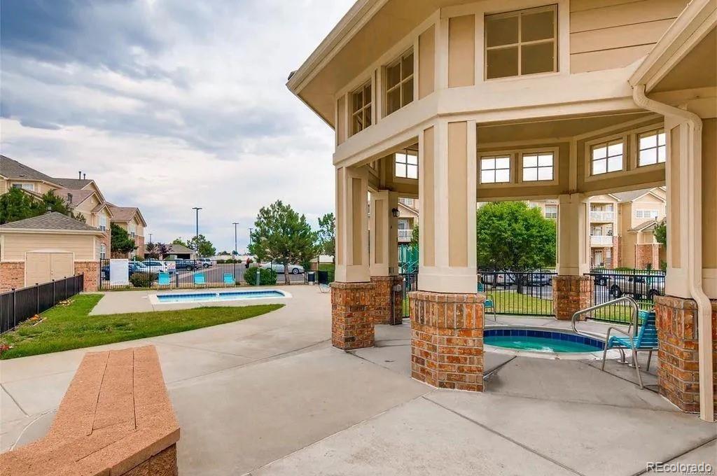 MLS Image #42 for 5726 n genoa way 301,aurora, Colorado