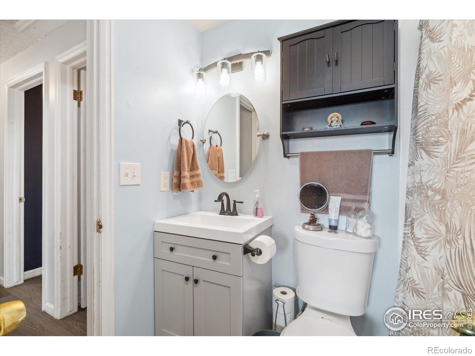 MLS Image #16 for 1561 s sheridan boulevard ,lakewood, Colorado