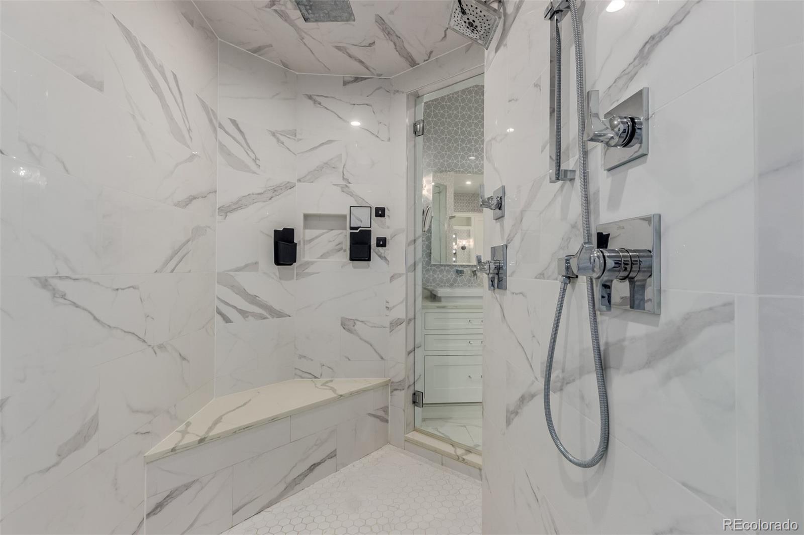 MLS Image #19 for 8017 s valleyhead way,aurora, Colorado