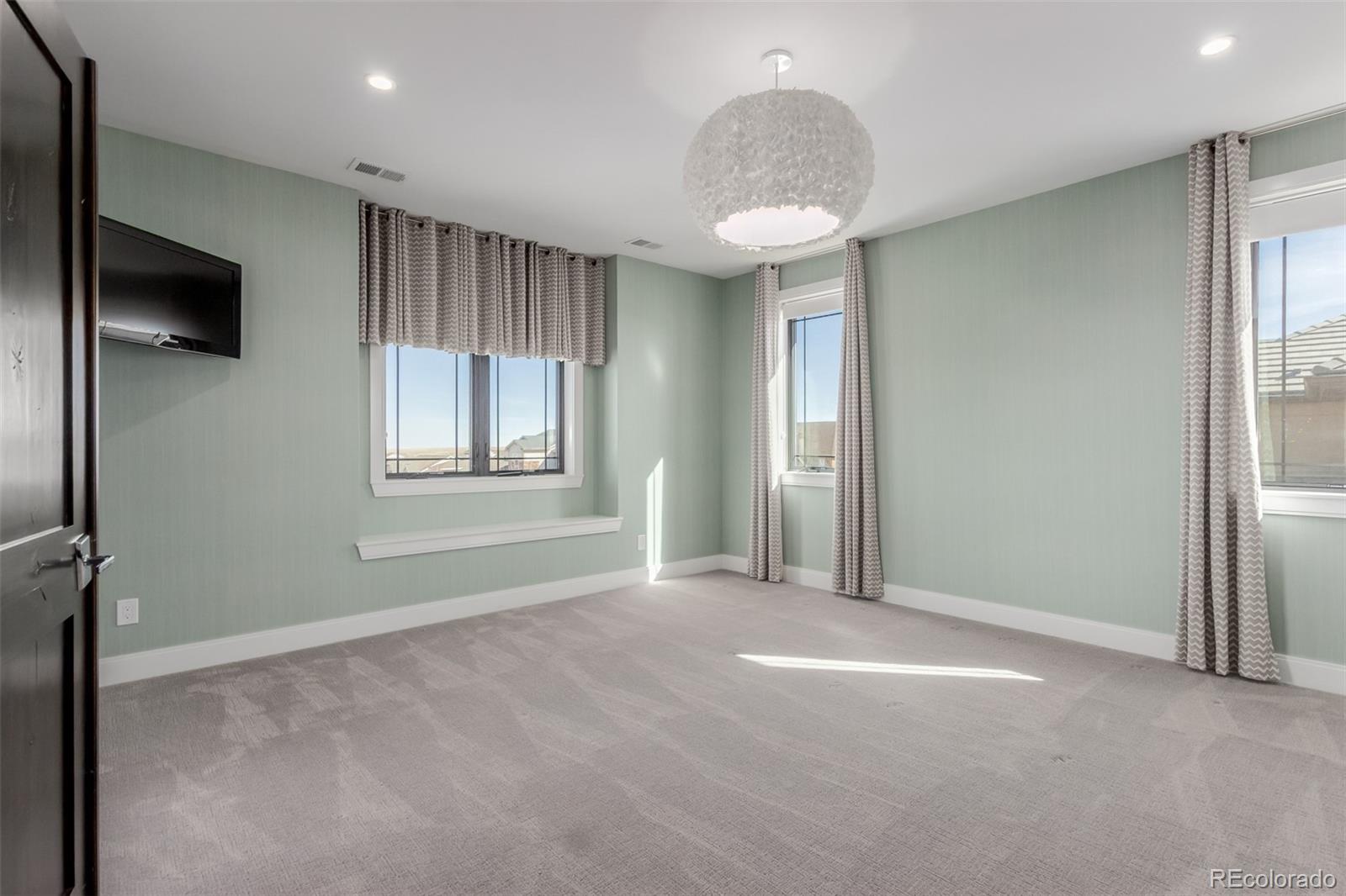 MLS Image #23 for 8017 s valleyhead way,aurora, Colorado