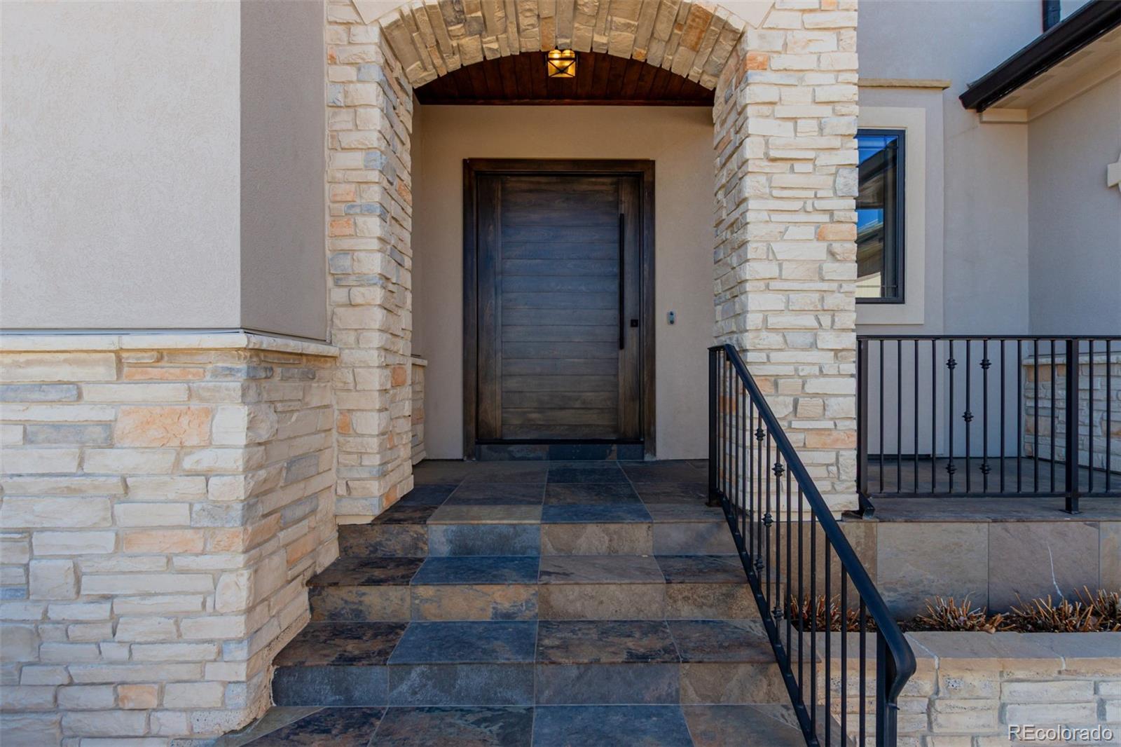 MLS Image #3 for 8017 s valleyhead way,aurora, Colorado
