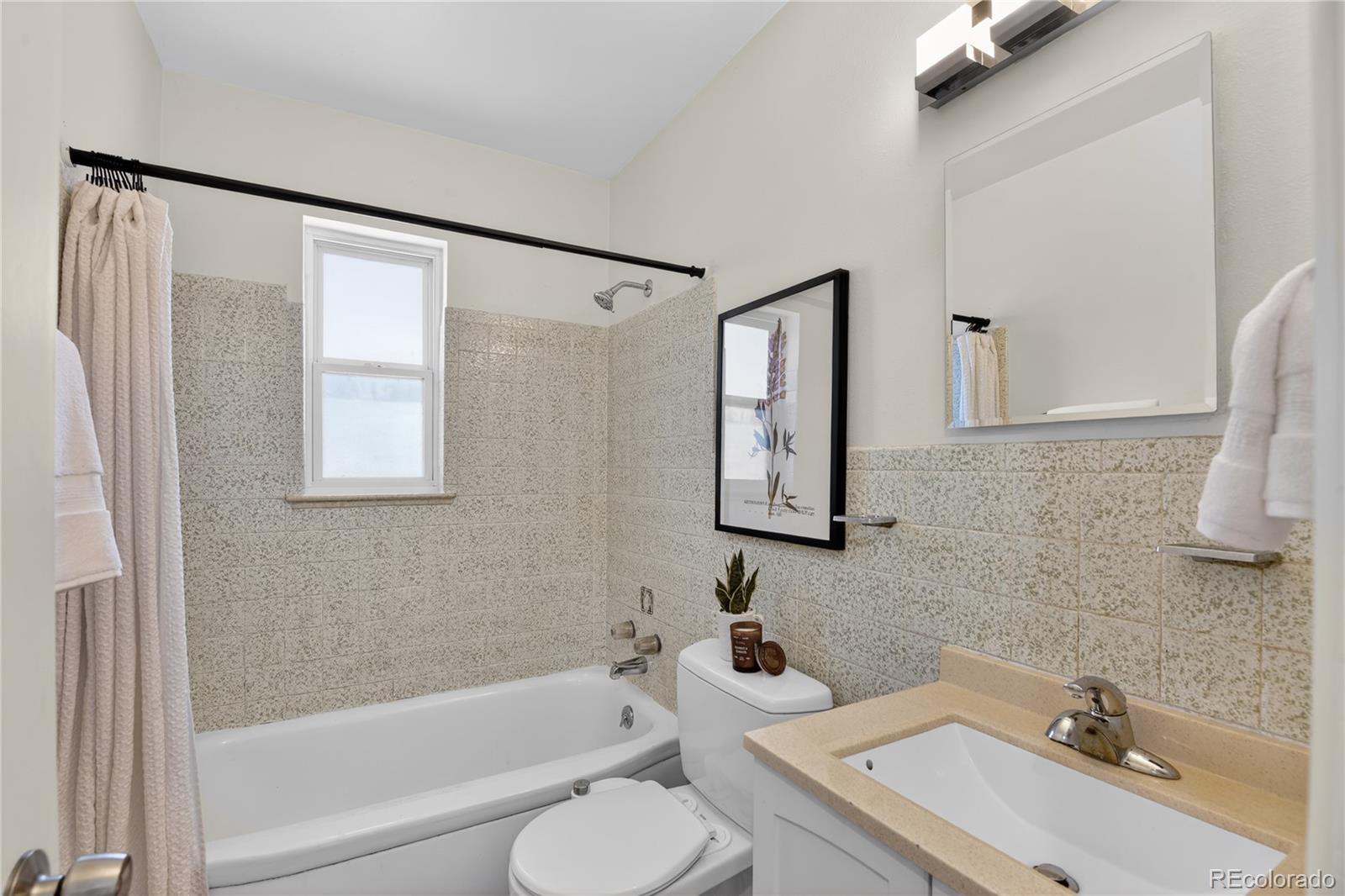 MLS Image #19 for 2592 s uno way,denver, Colorado