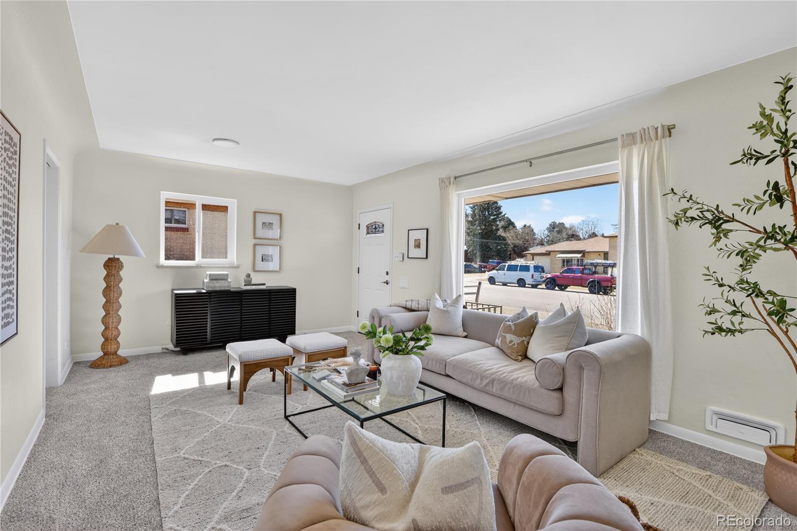 MLS Image #5 for 2592 s uno way,denver, Colorado